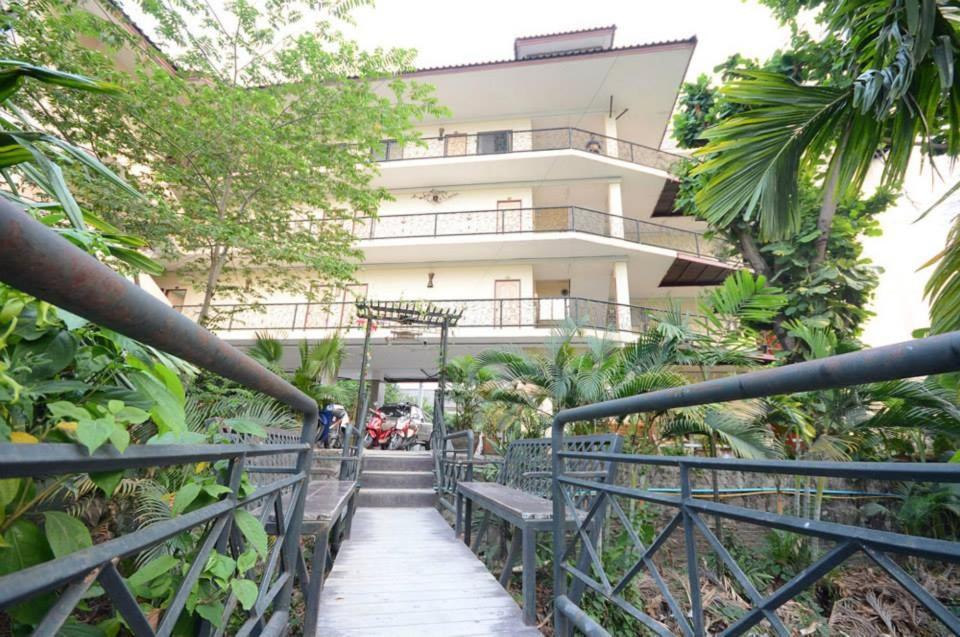 Collection O The Singha Chiangmai Hotel Chiang Mai Exterior foto